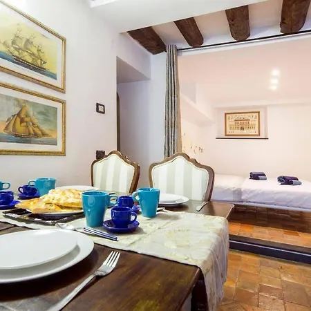 Loft Nel Cuore Del Centro Storico Acquario 3 Min. Apartment *